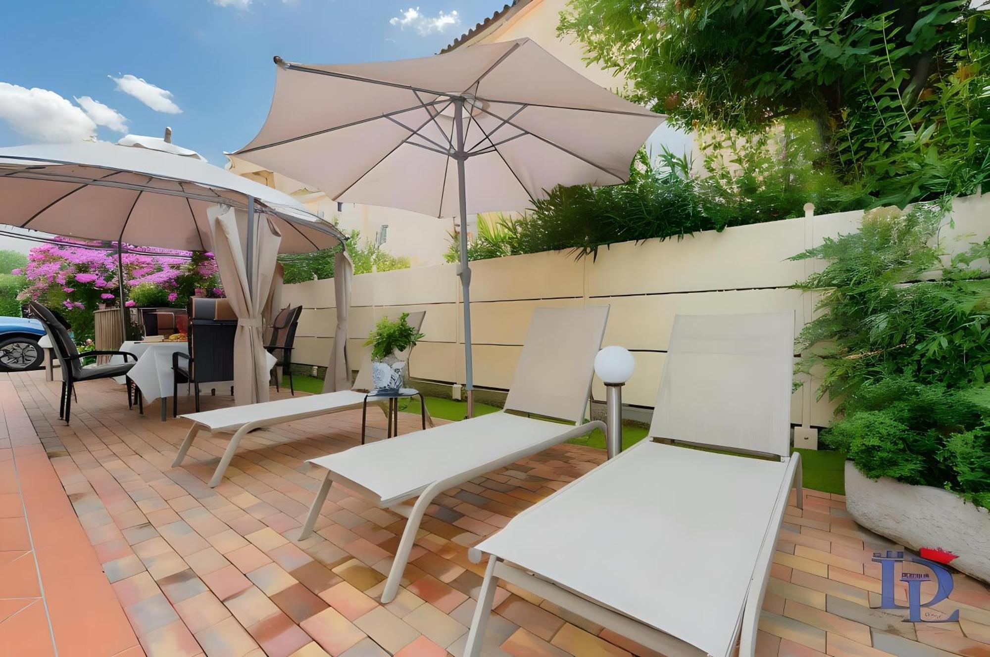 Desenzanoloft Official Partner Marriott Homes & Villas - Garden & Pool Desenzano del Garda Ngoại thất bức ảnh