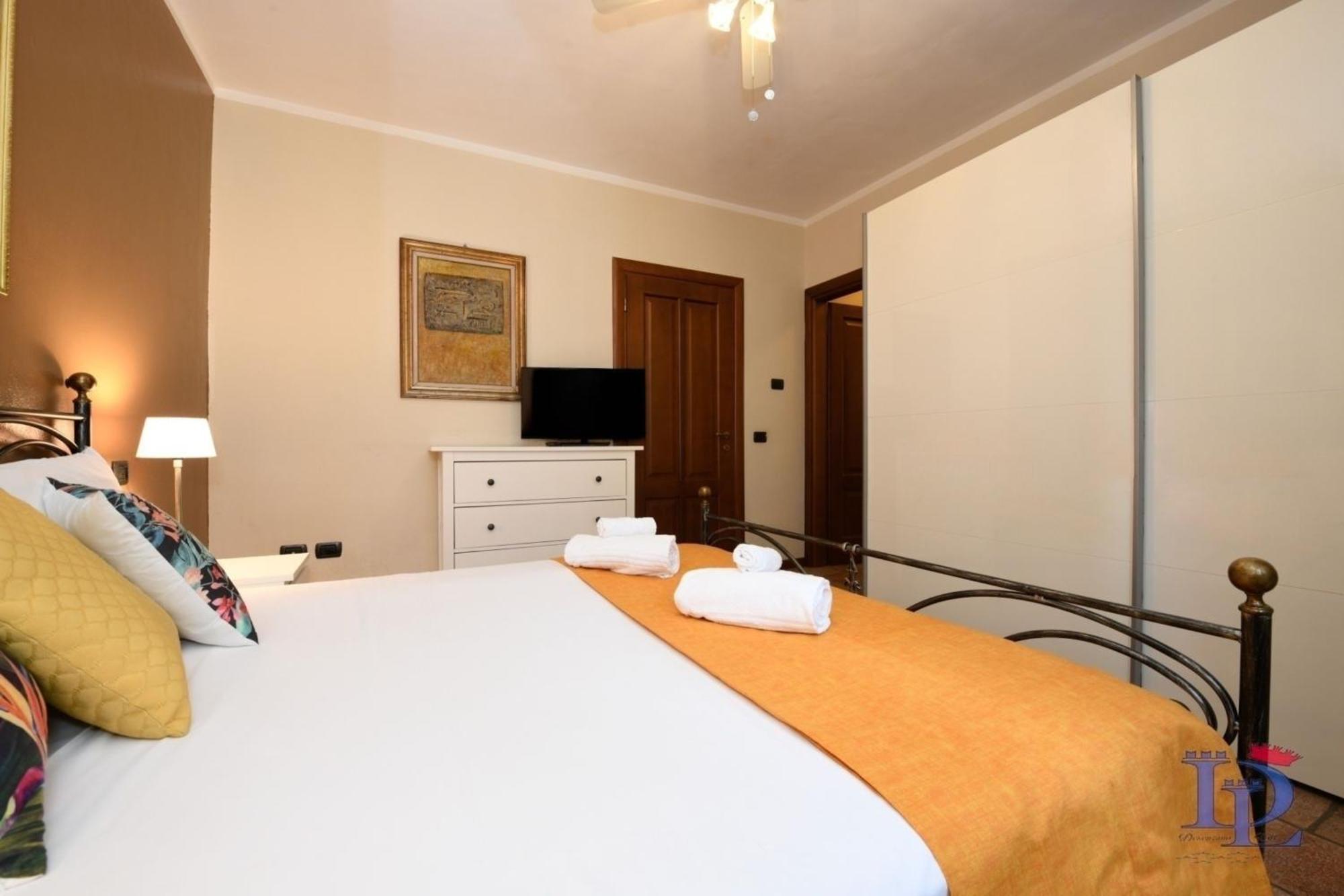 Desenzanoloft Official Partner Marriott Homes & Villas - Garden & Pool Desenzano del Garda Ngoại thất bức ảnh